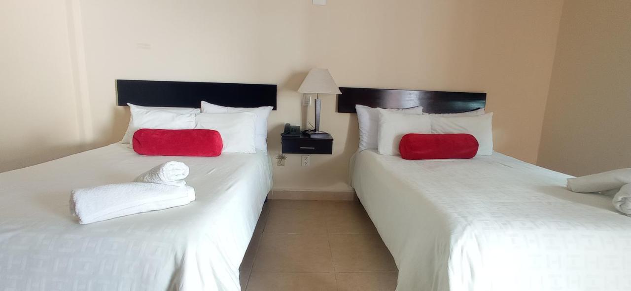 Hotel Puerto Кампече Экстерьер фото
